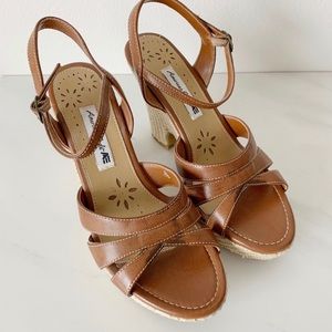 AMERICAN EAGLE Platform Wedge Sandals